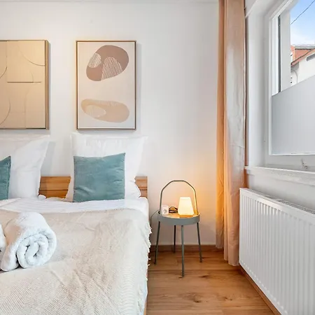 Zentrale Lage, Zwei Schlafzimmer, Waschmaschine Pforzheim Exterior photo