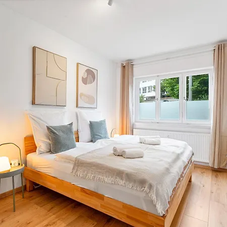 Zentrale Lage, Zwei Schlafzimmer, Waschmaschine Pforzheim Exterior photo