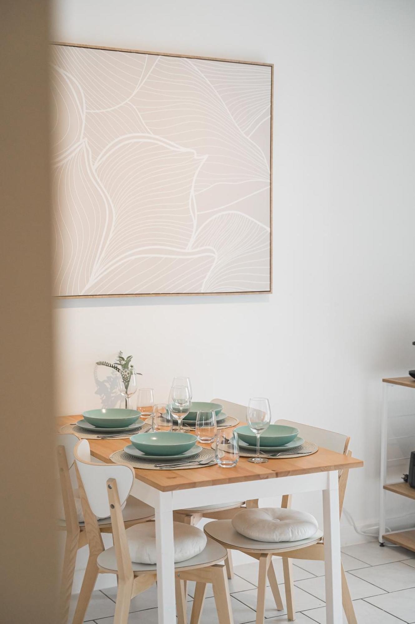 Zentrale Lage, Zwei Schlafzimmer, Waschmaschine Apartment Pforzheim