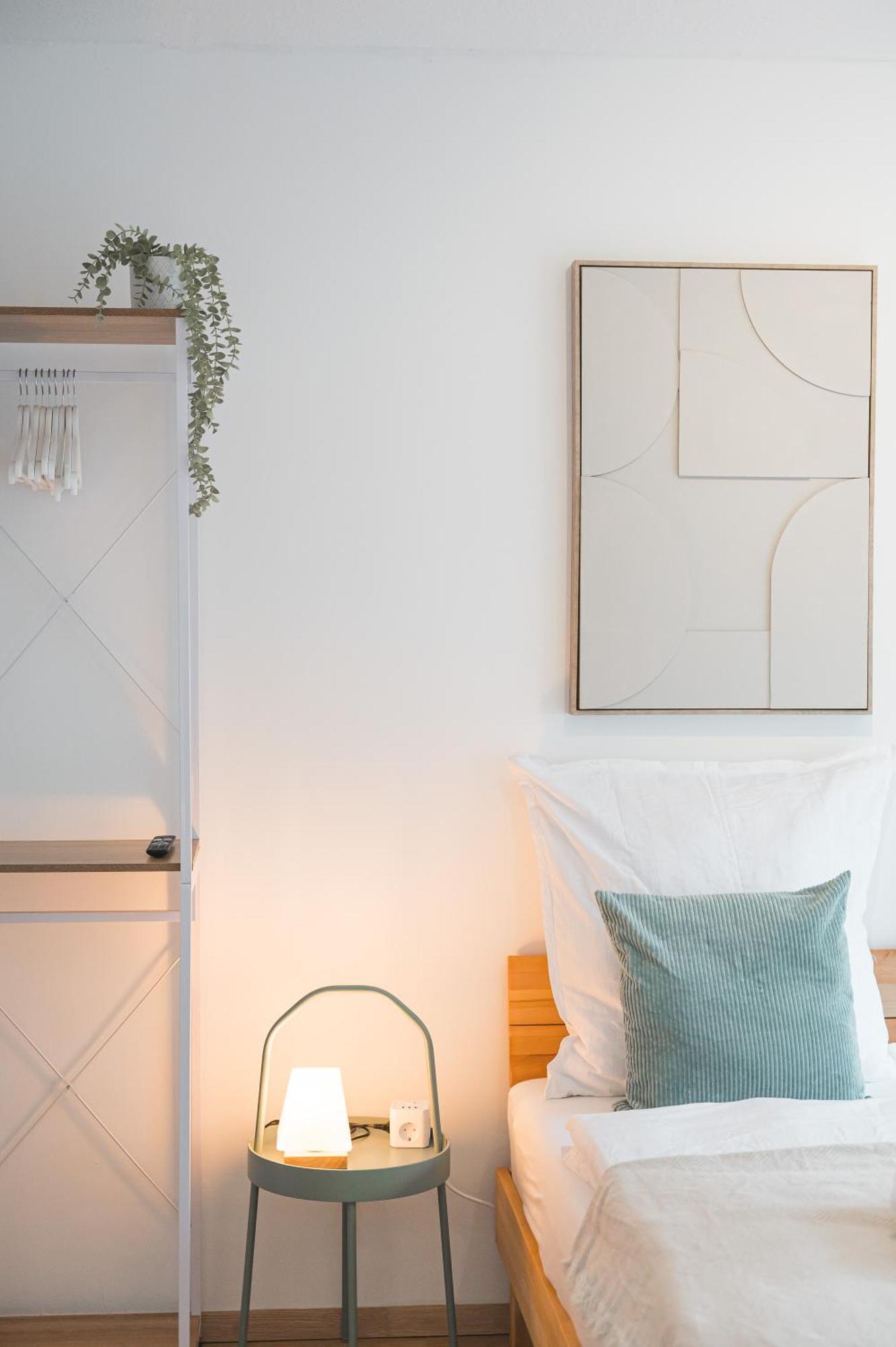 Apartment Zentrale Lage, Zwei Schlafzimmer, Waschmaschine Pforzheim