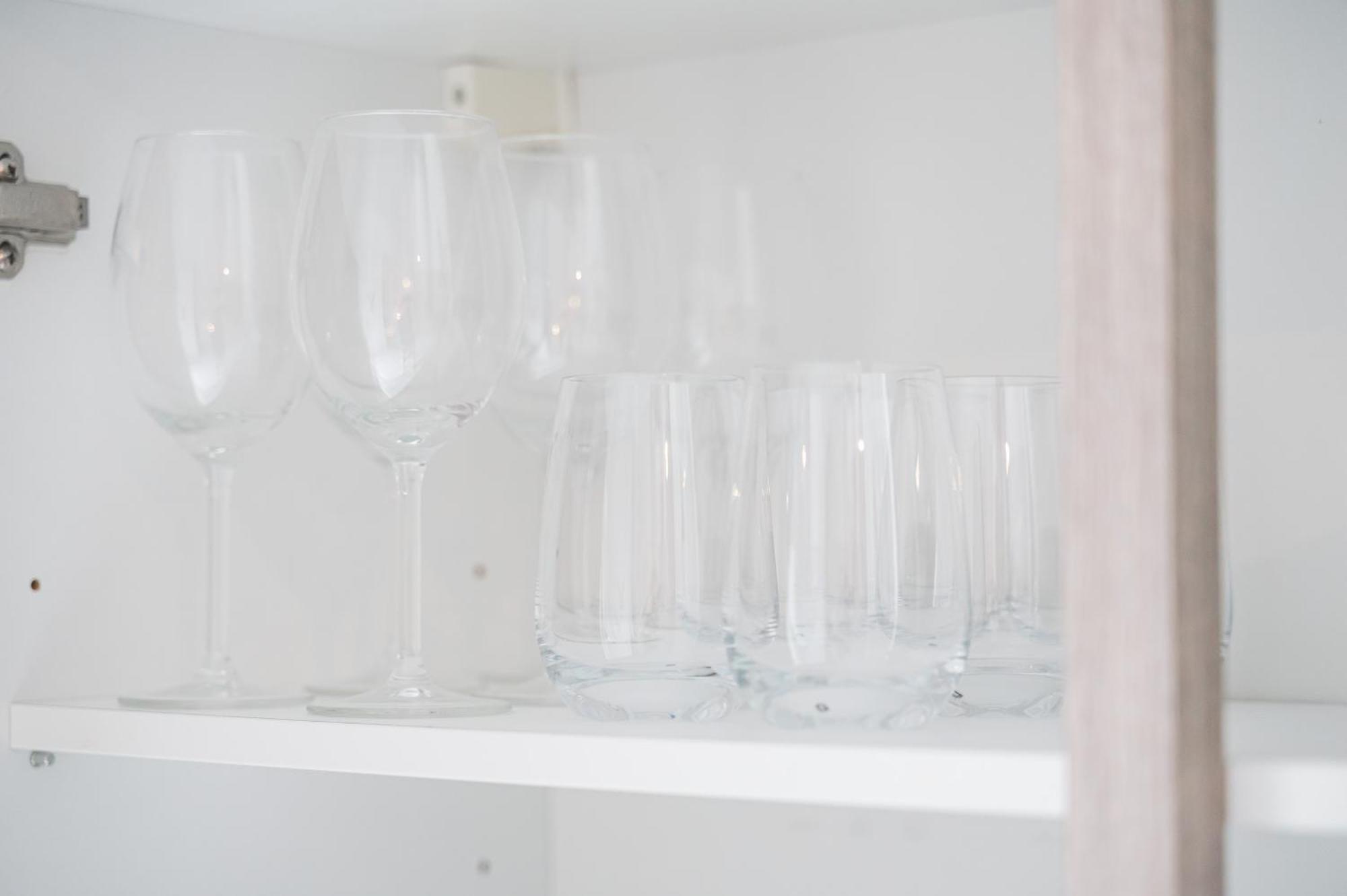Zentrale Lage, Zwei Schlafzimmer, Waschmaschine *