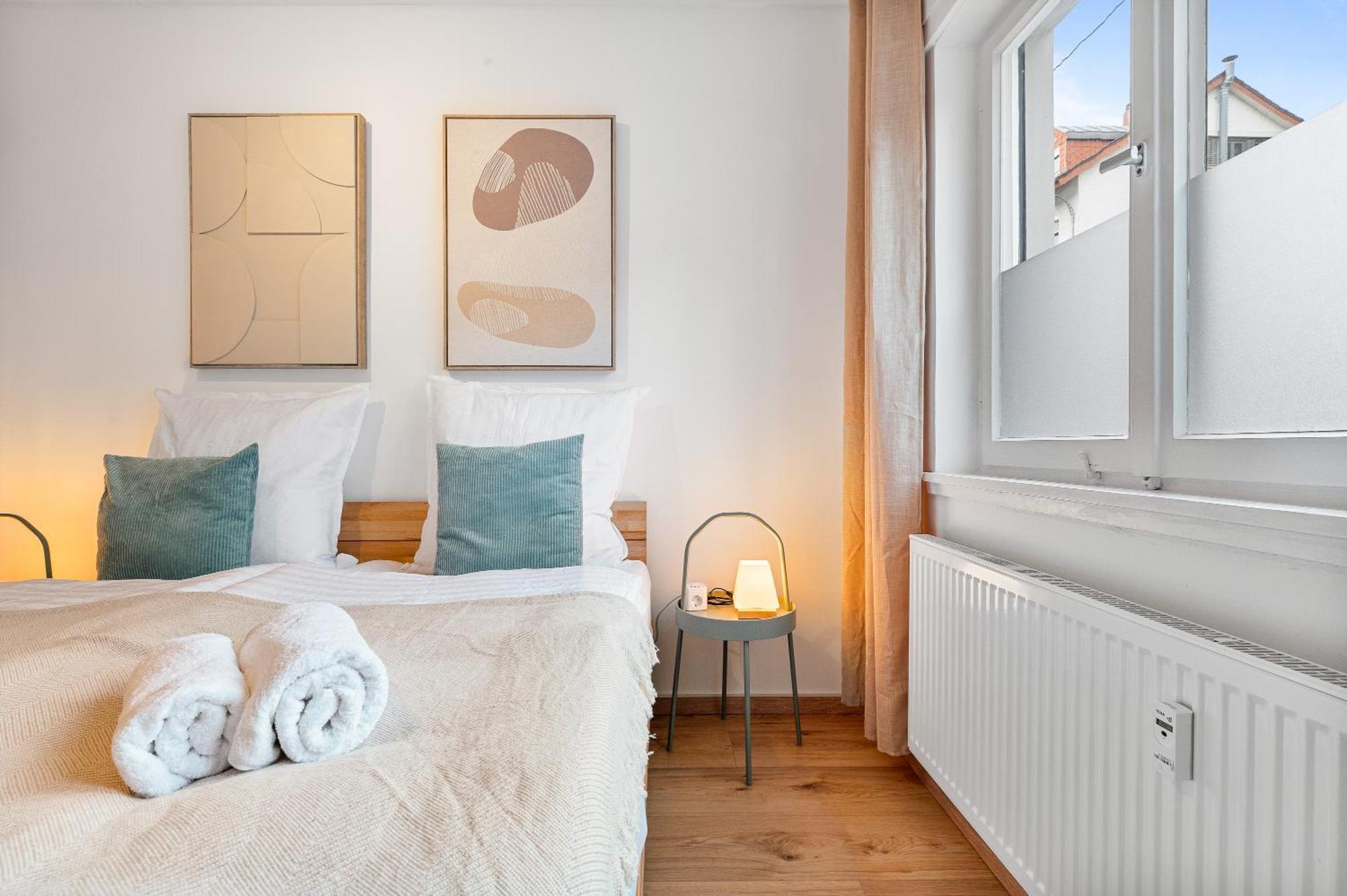 Zentrale Lage, Zwei Schlafzimmer, Waschmaschine Pforzheim